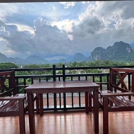 Vang Vieng Santara Backpackers Hostel Bagian luar foto